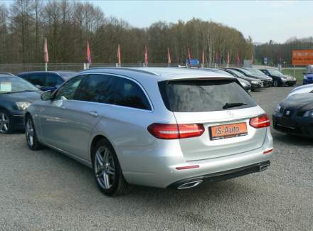 Mercedes-Benz - E-class