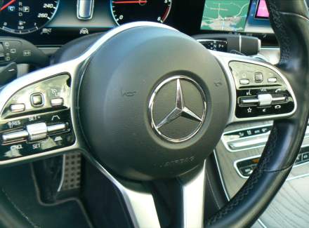 Mercedes-Benz - E-class