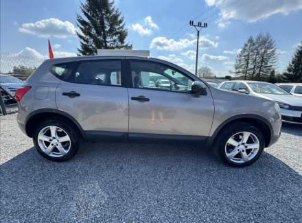 Nissan - Qashqai