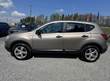 Nissan - Qashqai