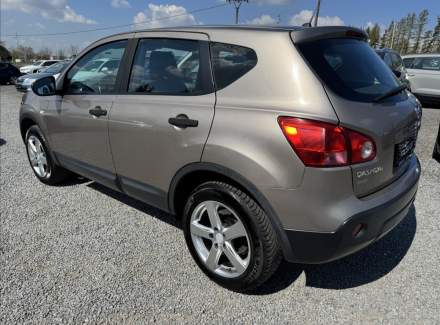 Nissan - Qashqai