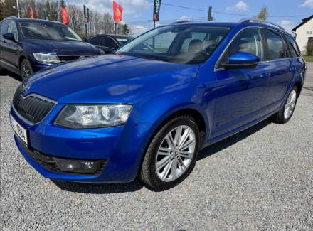 Škoda - Octavia