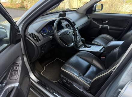 Volvo - XC90