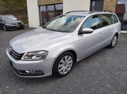 Volkswagen - Passat