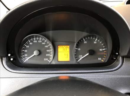 Mercedes-Benz - Vito