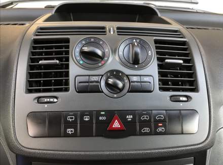 Mercedes-Benz - Vito