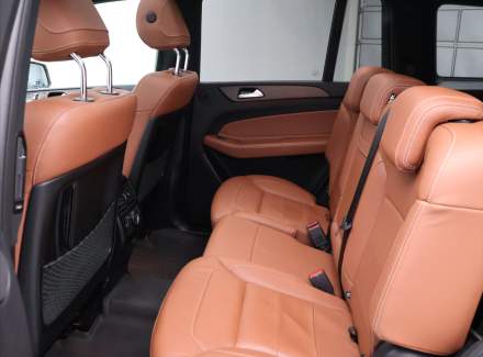 Mercedes-Benz - GLS