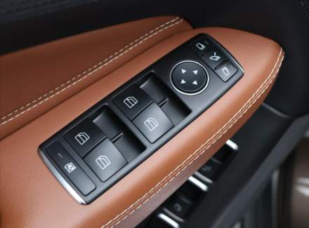 Mercedes-Benz - GLS