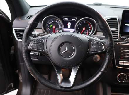 Mercedes-Benz - GLS