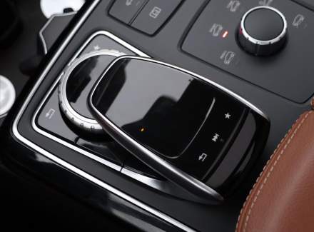 Mercedes-Benz - GLS