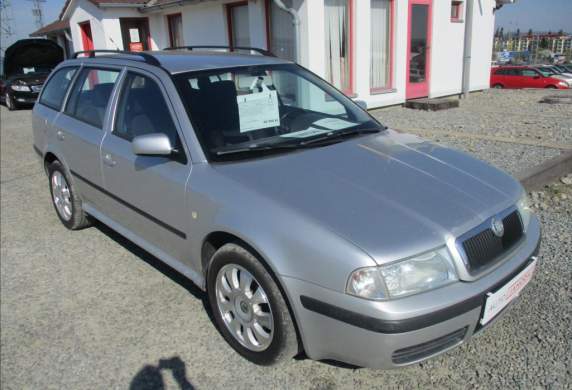Škoda - Octavia