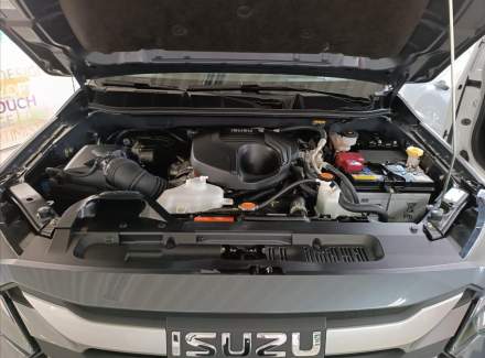 Isuzu - D-Max