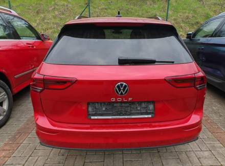Volkswagen - Golf