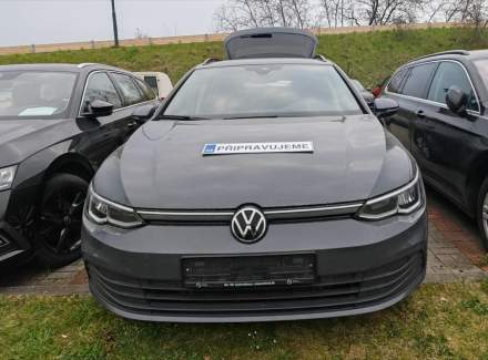 Volkswagen - Golf