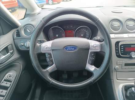 Ford - S-MAX
