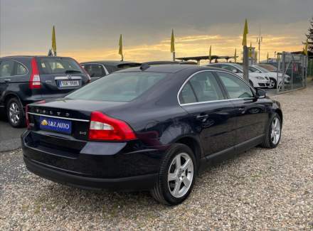 Volvo - S80