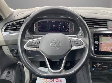 Volkswagen - Tiguan