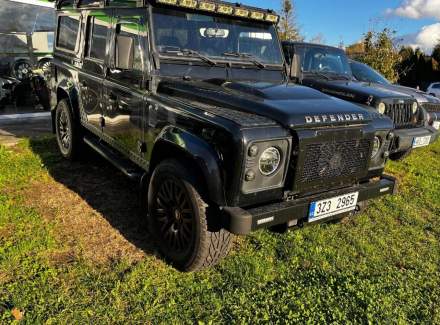 Land Rover - Defender