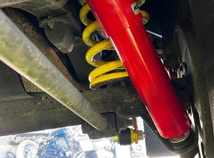 Land Rover - Defender