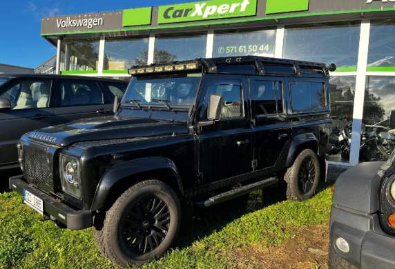 Land Rover - Defender