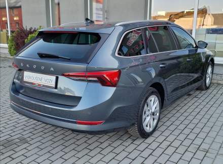 Škoda - Octavia