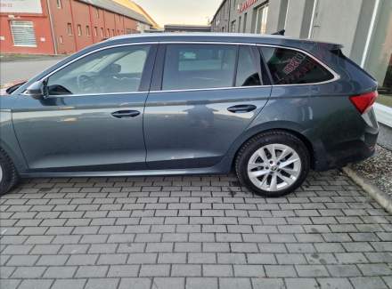 Škoda - Octavia