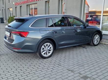 Škoda - Octavia