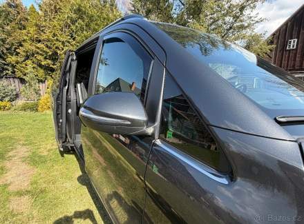 Mercedes-Benz - V-class