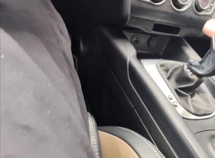 DS Automobiles - DS4