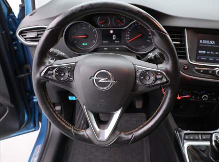 Opel - Crossland X