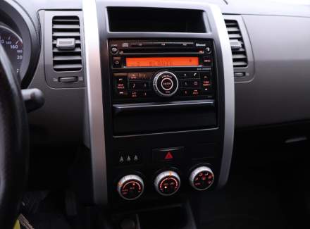 Nissan - X-Trail