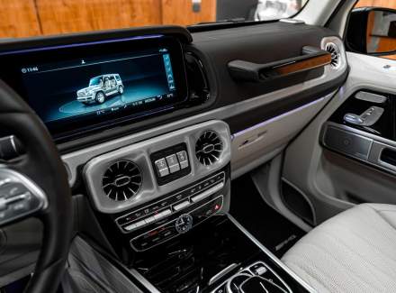 Mercedes-Benz - G-class