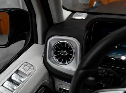 Mercedes-Benz - G-class