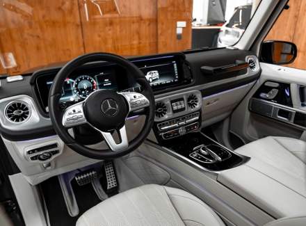 Mercedes-Benz - G-class