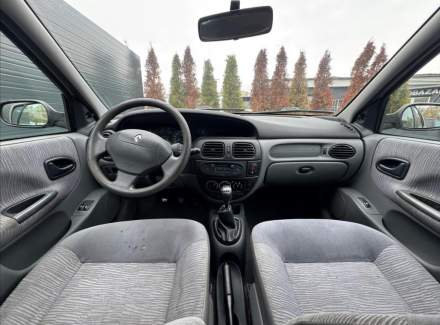 Renault - Megane