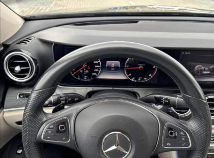 Mercedes-Benz - E-class