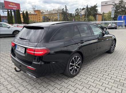 Mercedes-Benz - E-class