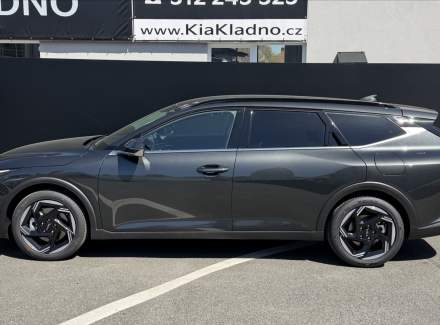 Kia - K4
