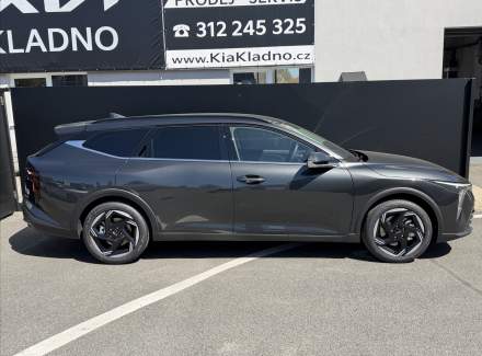 Kia - K4