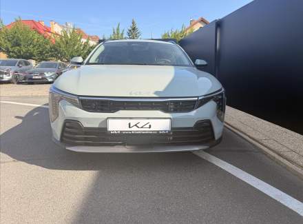 Kia - K4