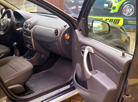 Dacia - Sandero
