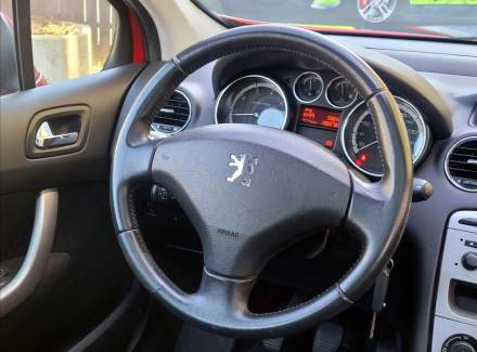 Peugeot - 308