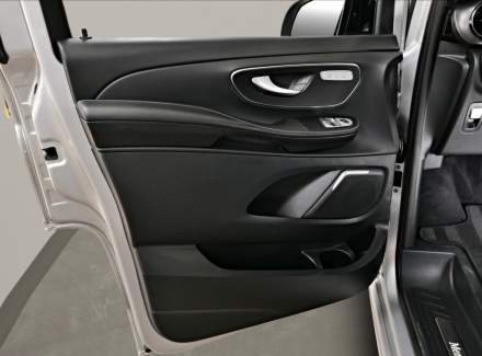 Mercedes-Benz - V-class