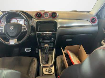 Suzuki - Vitara