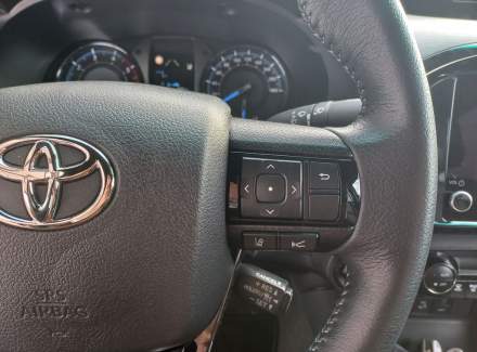 Toyota - Hilux