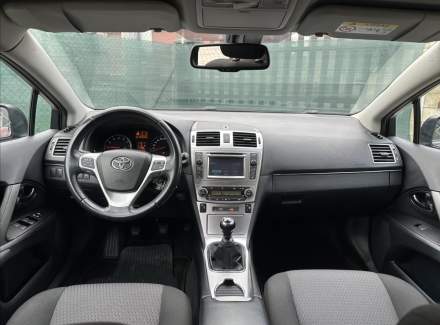 Toyota - Avensis