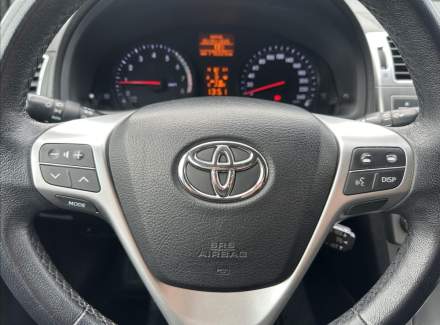 Toyota - Avensis
