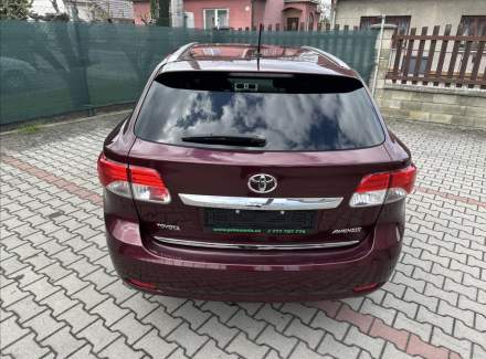 Toyota - Avensis
