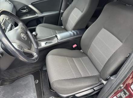 Toyota - Avensis