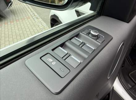 Land Rover - Discovery